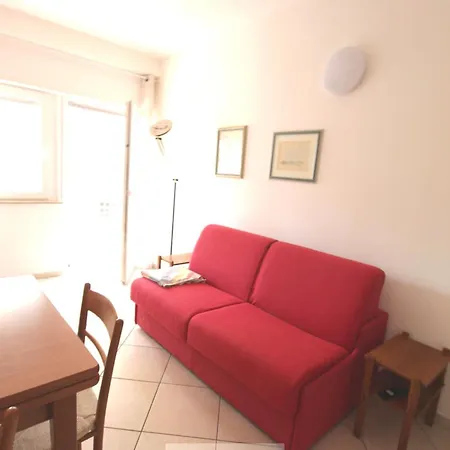 Centro Comm Ariston B11 Appartamento *