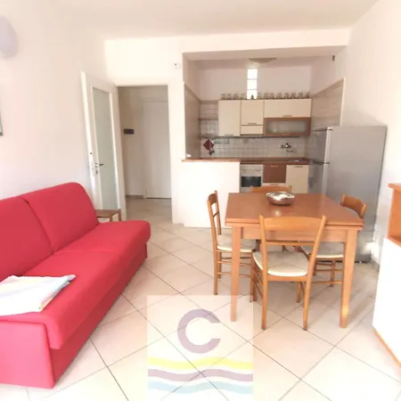 Centro Comm Ariston B11 Appartamento *